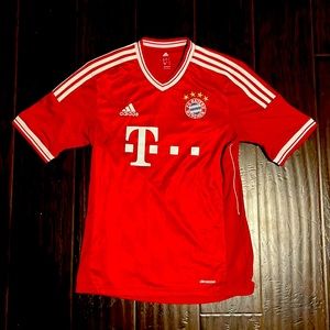 Bayern Munchen Soccer Jersey